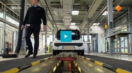 auto in werkplaats
